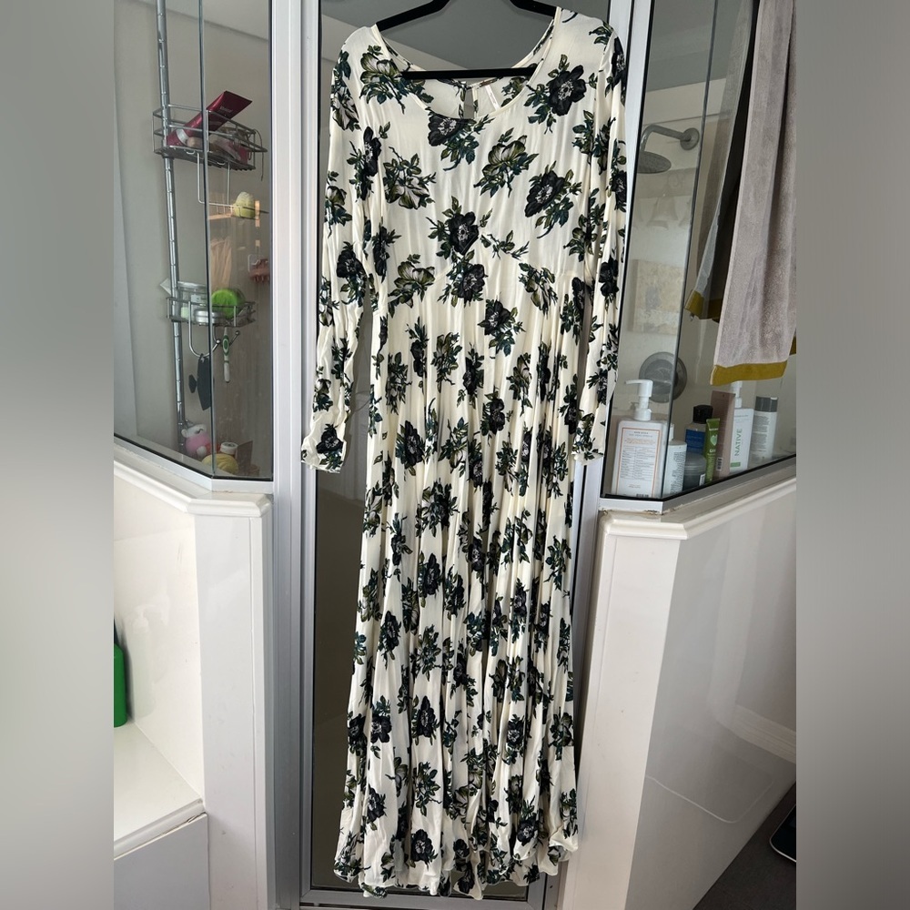 Free people first kiss maxi L